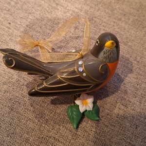 Hallmark Beauty of birds ornament series 2018